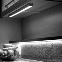 LED-Arbeitsplatzbeleuchtung