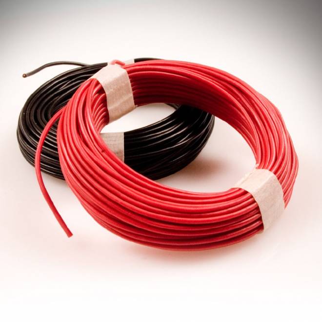 Rote Kupferschaltlitze